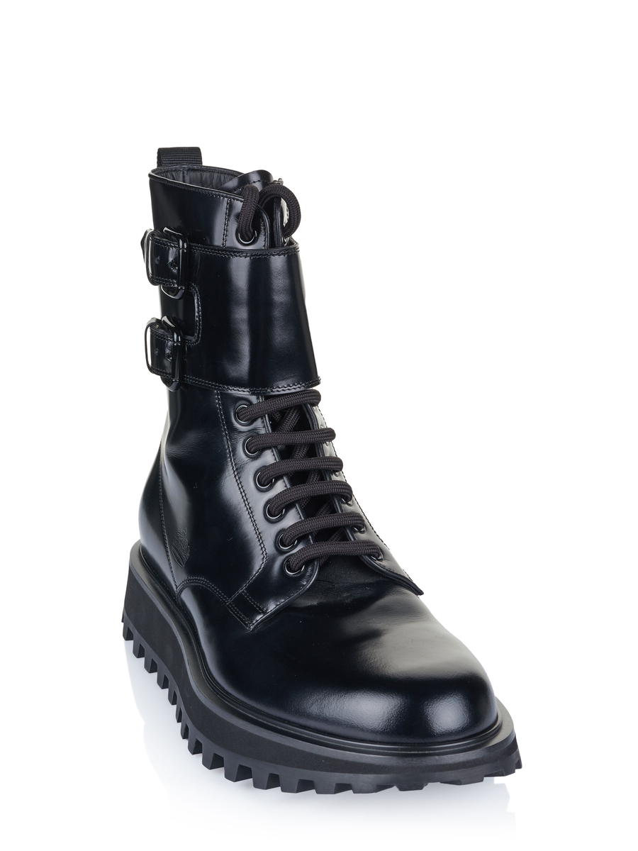 ［値下げ相談歓迎］Dolce & Gabbana ブラックブーツ Dolce & Gabbana Boot Black on SALE | Fashionesta